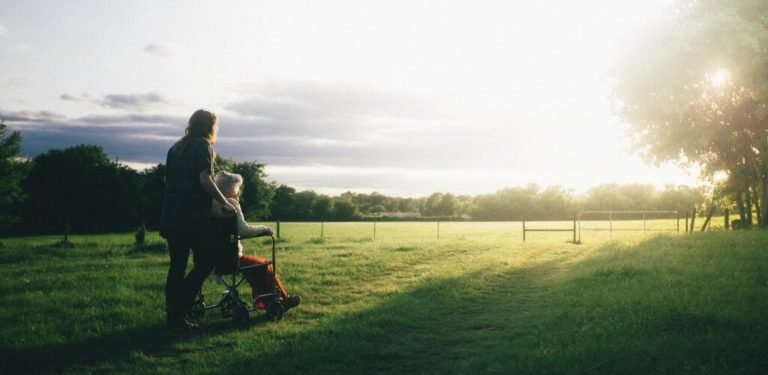 Atenção integrada para as pessoas idosas