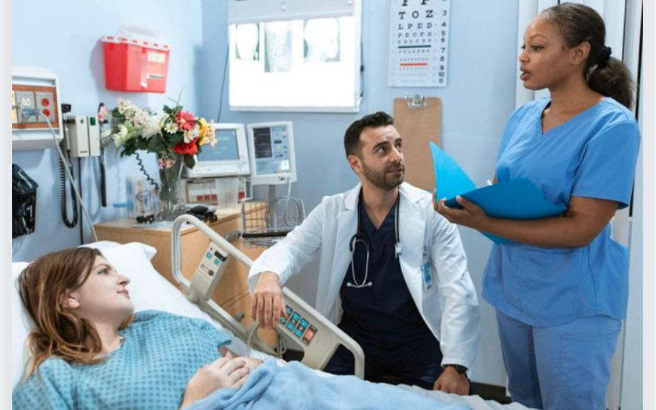 Não fale SOBRE o paciente Fale COM o paciente