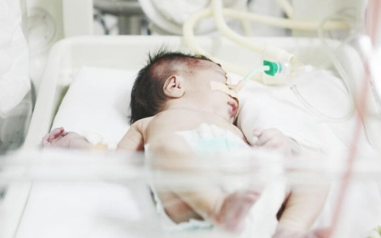 O cuidado seguro do neonato como um direito humano